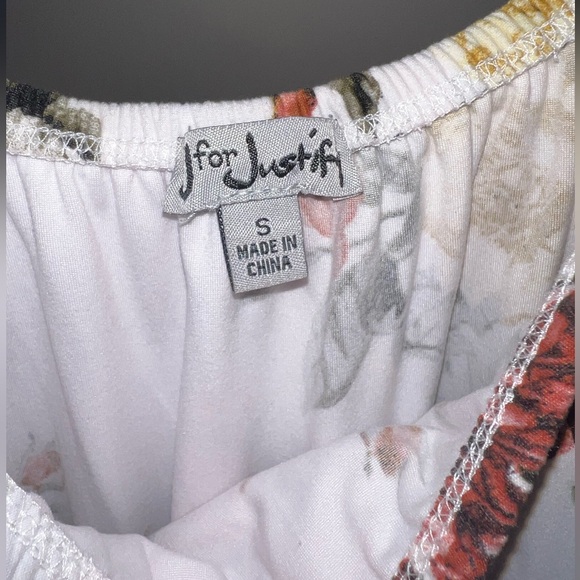 Romper - Picture 2 of 3